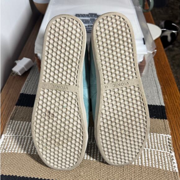 Vionic Orthaheel Sneaker Women 10 Jean Suede Water Resistant SlipOn Show Minimal - Picture 2 of 7